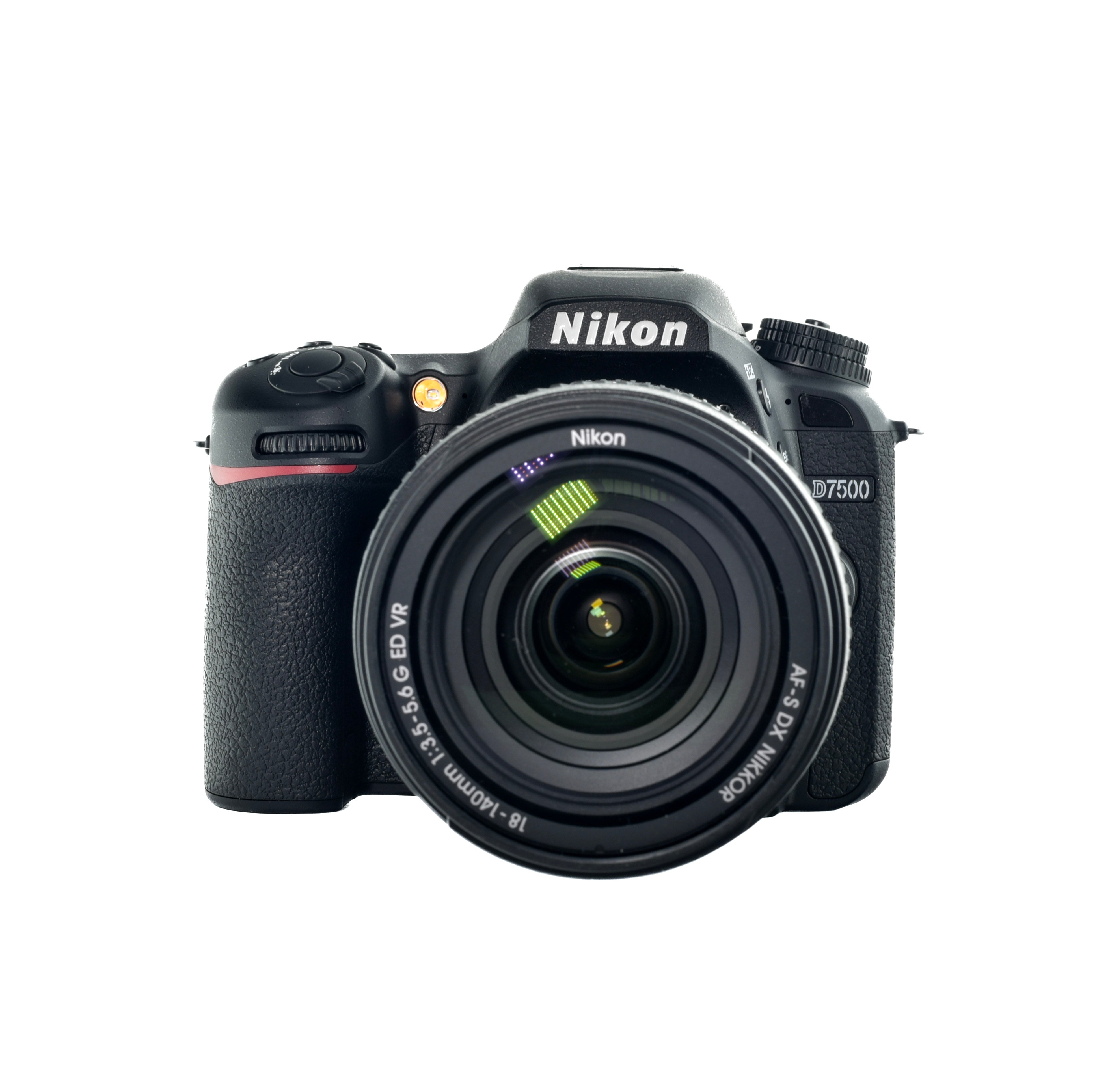 Nikon D7500 Dslr Camera & 18-140mm f3.5-5.6G ED VR lens