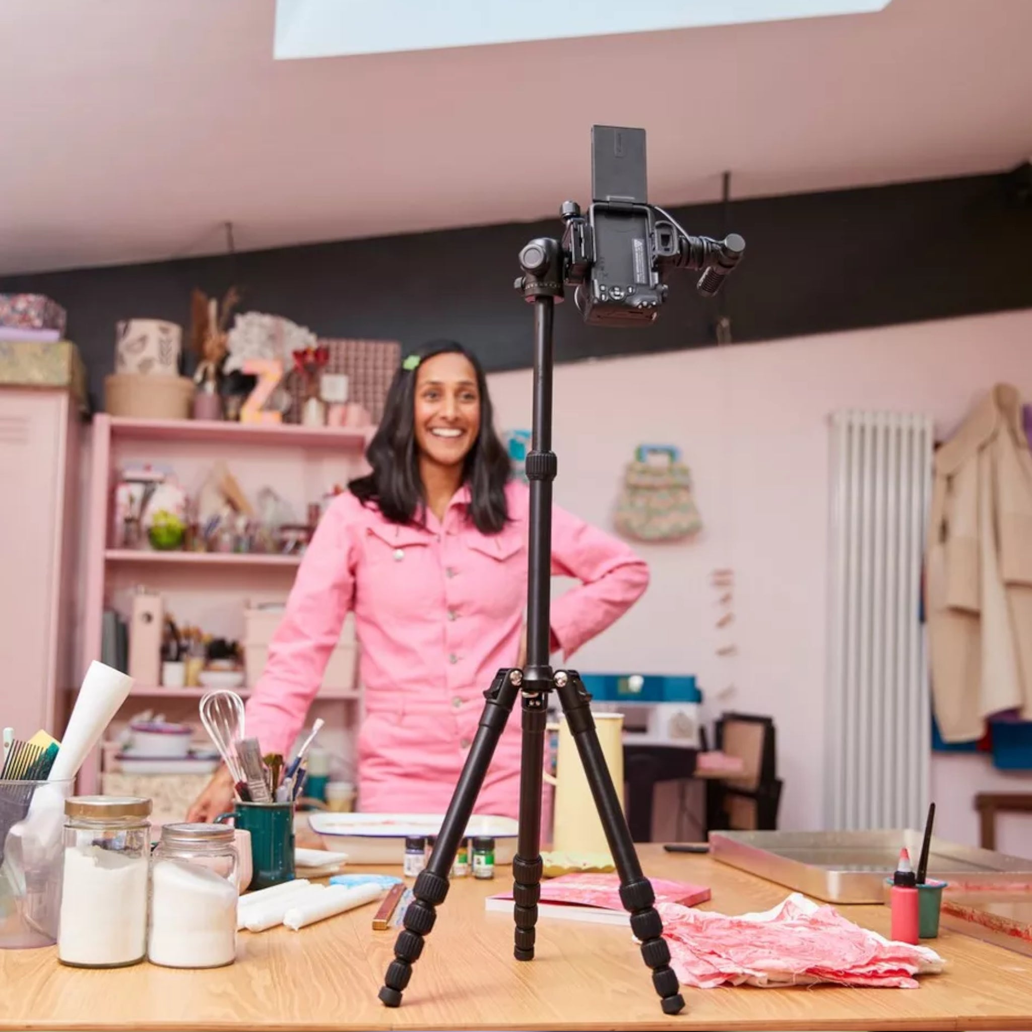 Canon Eos R50 Mirrorless Content Creator Kit