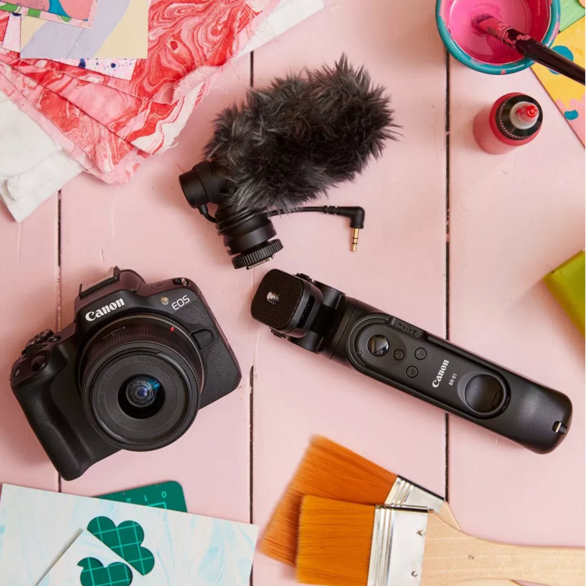 Canon Eos R50 Mirrorless Content Creator Kit