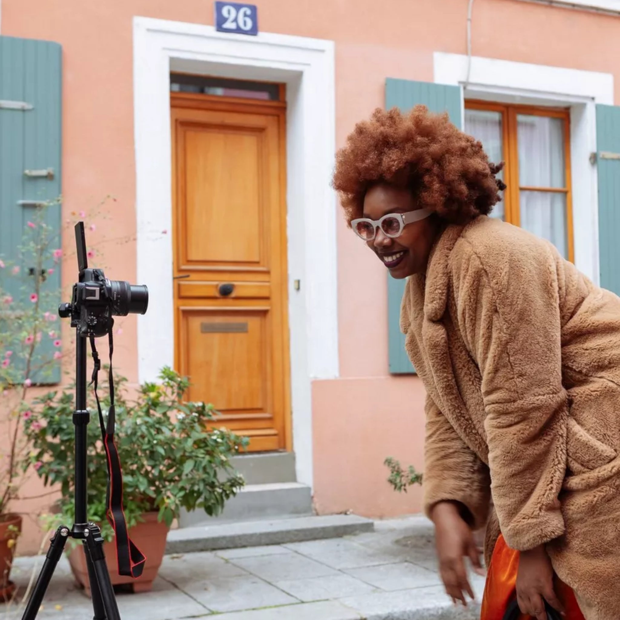 Canon Eos R50 Mirrorless Dslr Camera & 18-45mm IS STM lens