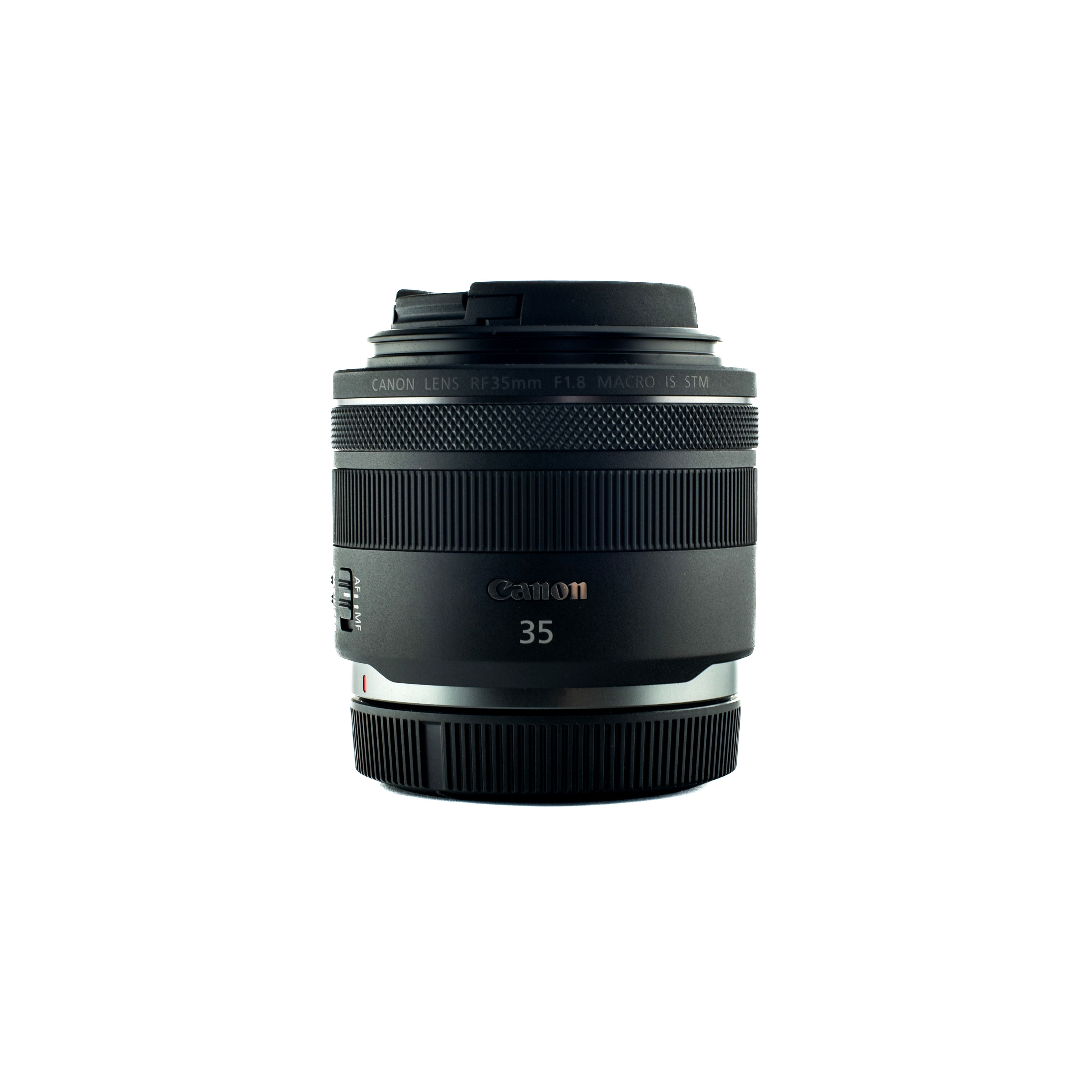 Canon RF 35mm f 1.8 Macro IS STM lens