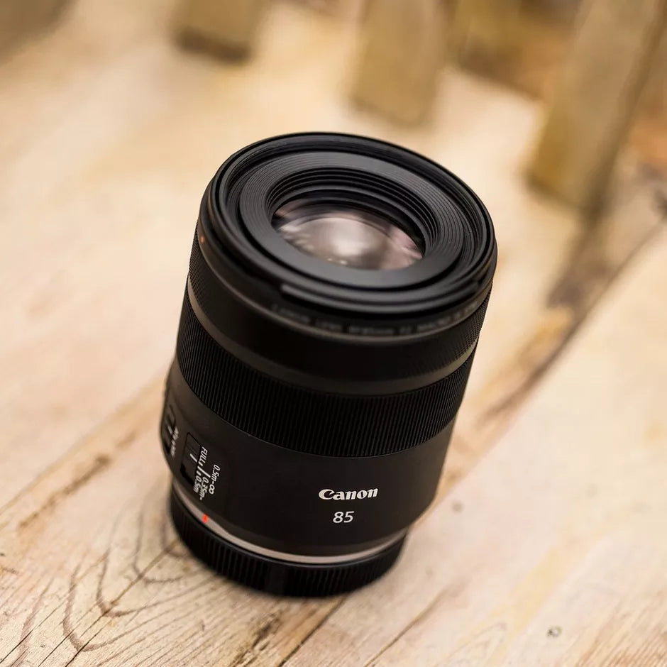 Canon RF 85mm f/2 Macro IS STM lens