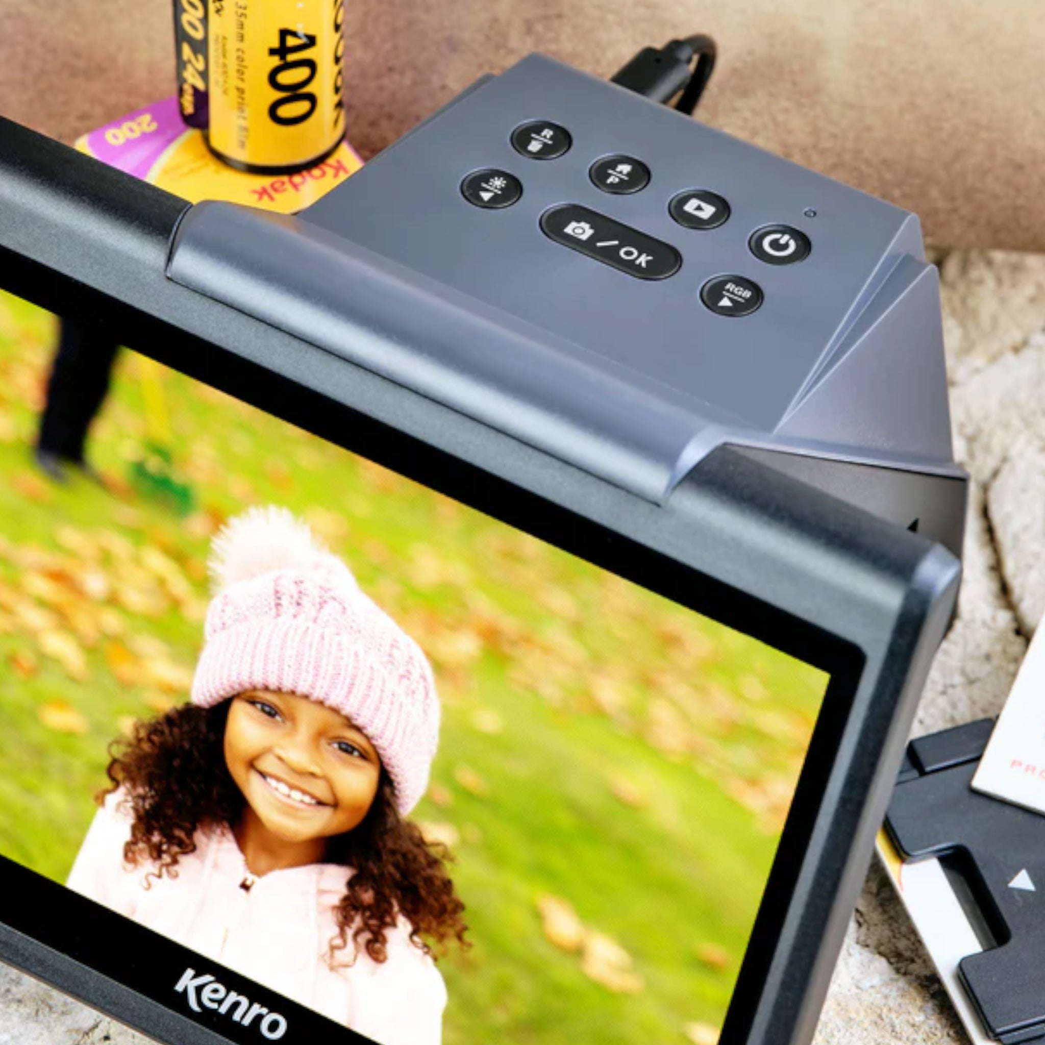 Kenro Film Scanner & 7” IPS LCD Screen KNSC303