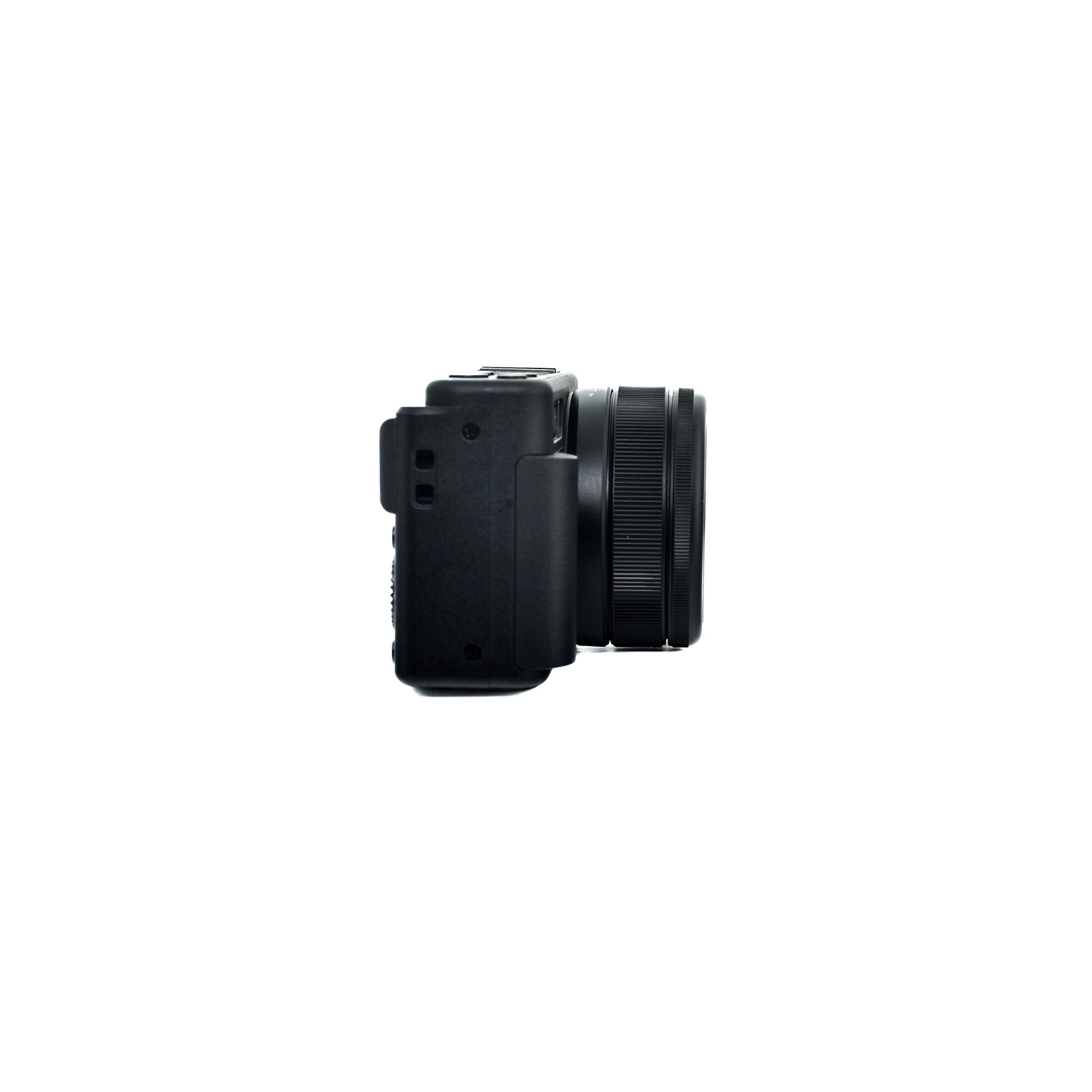 Yachica City 100 Compact Digital Camera